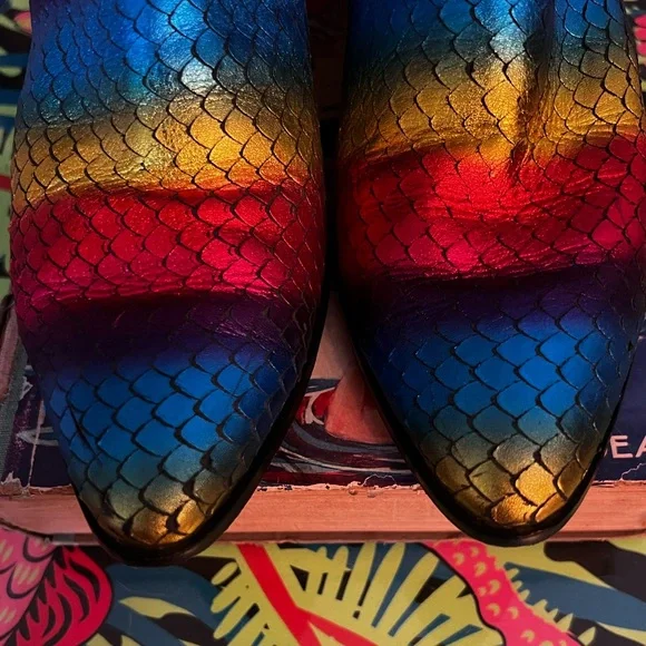 MODERN VICE RAINBOW BOOTS IN VERY GOOD CONDITION - Picture 3 of 9